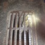Спасение кота из ливневой канализации